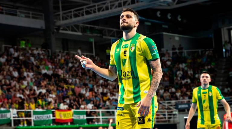<i>Joao Salla celebra uno de los dos goles marcados en la Copa del Rey. / Jaén FS.</i>