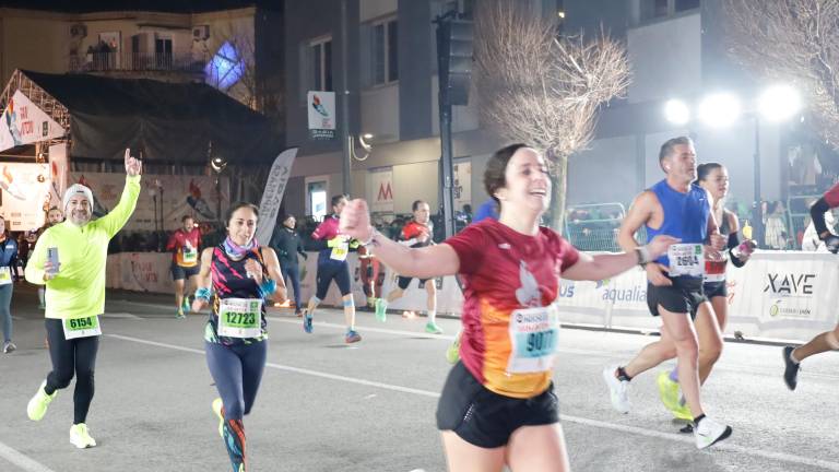 Reviva su llegada a la meta en la Carrera de San Antón 2026 con las mejores fotografías