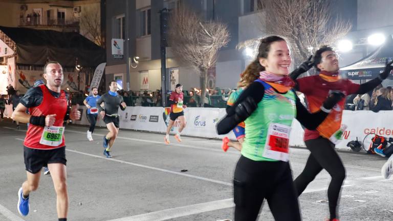La emoción de los últimos metros de la Carrera de San Antón 2026, en imágenes
