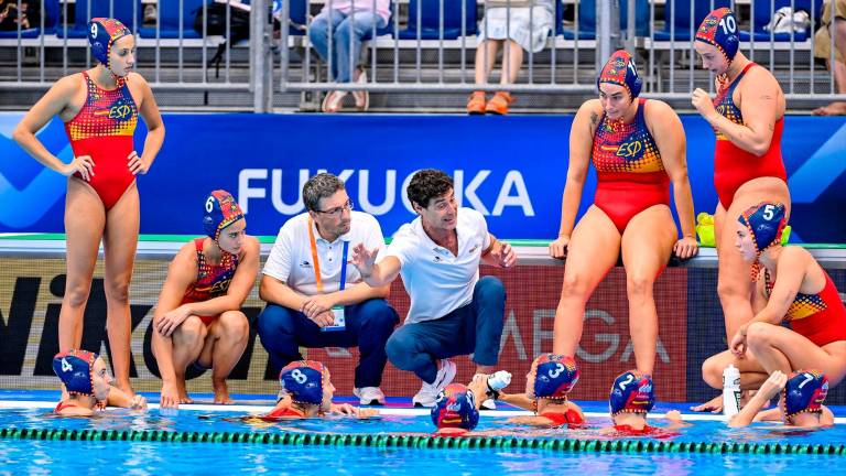 La selección femenina de waterpolo exhibe poderío y se venga de Estados Unidos (11-13)