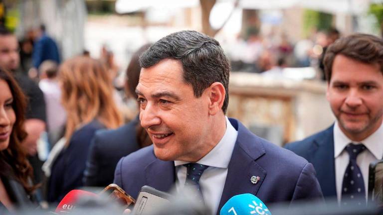 Juanma Moreno cree que lograr la mayoría absoluta “depende de 15.000 votos”