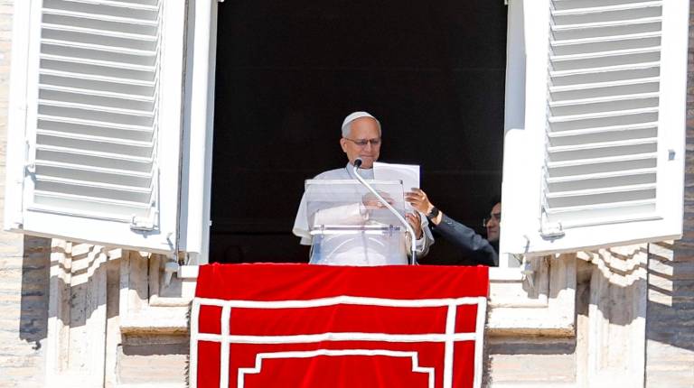 <i>El Papa durante el Ángelus de este domingo. / Europa Press. </i>