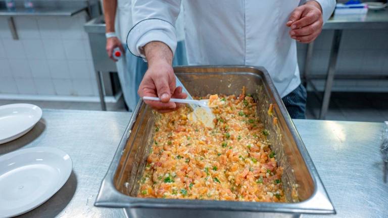Profesionales sanitarios subrayan la importancia de la dieta mediterránea en verano