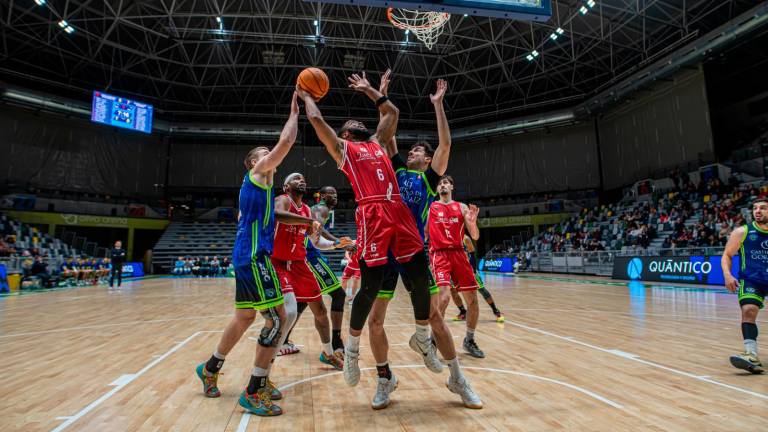 El Jaén Paraíso Interior CB logra una victoria vital en un Olivo Arena decisivo (93-90)