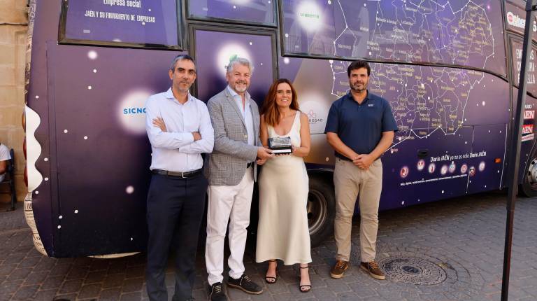 <i>Manuel Murillo, Juan Espejo, Ana Civantos y José Vicente Tirado, al término del acto de la ruta “Empresas con Propia Estrella” en Chiclana de Segura. / Jason Moyano / Diario JAÉN.</i>