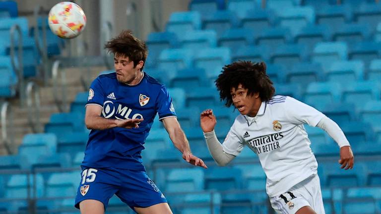 Un Linares Deportivo serio sucumbe ante el Real Madrid Castilla (2-0)