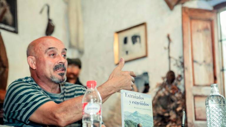 Benjamín del Castillo cede los derechos a varias oenegés para ayudar en Gaza