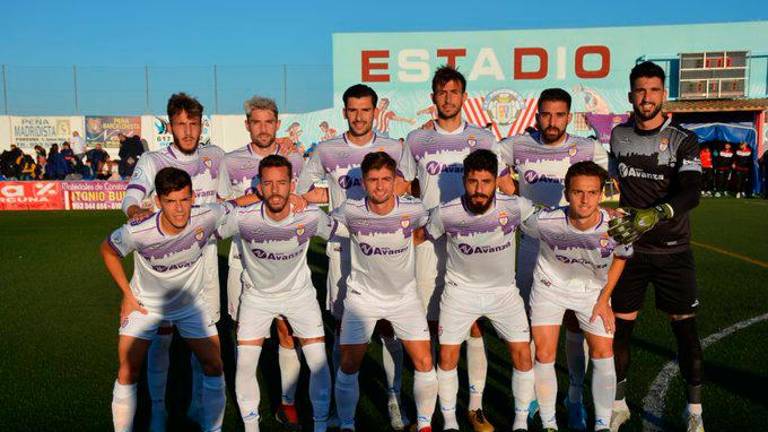 Victoria del Real Jaén ante el Atlético Porcuna en un partido de mucha lucha