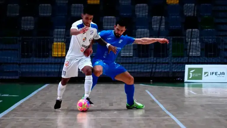 El Avanza Jaén surfea en la cuesta de enero (1-0)