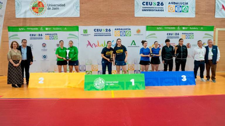 Marc Gutiérrez y Ángela Rodríguez cumplen y ganan el Nacional Universitario de tenis de mesa