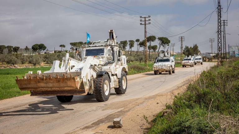 Un muerto y tres heridos tras un ataque en el sur de Líbano contra “cascos azules” franceses