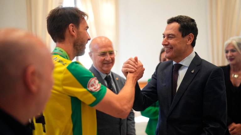 Mejores momentos del recibimiento del Jaén Paraíso Interior FS en San Telmo. / Junta de Andalucía.