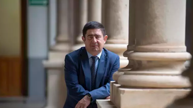 Reyes confía en firmar tras verano el convenio para la puesta en marcha de la Oficina de la ITI