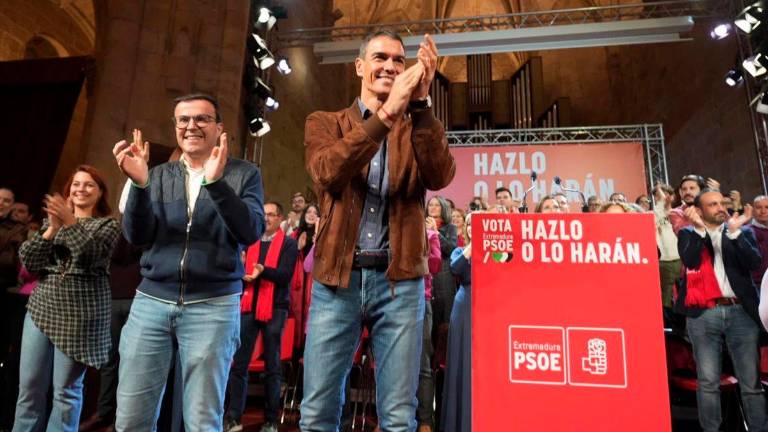 Sánchez dice que “a los españoles les renta este Gobierno” tras admitir “errores” en los casos de abusos