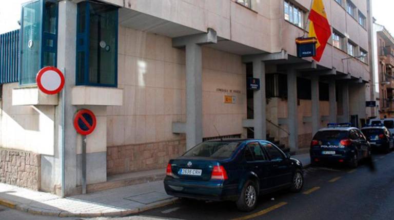 <i>Comisaría de Policía Nacional de Linares. Archivo. / Policía Nacional.</i>