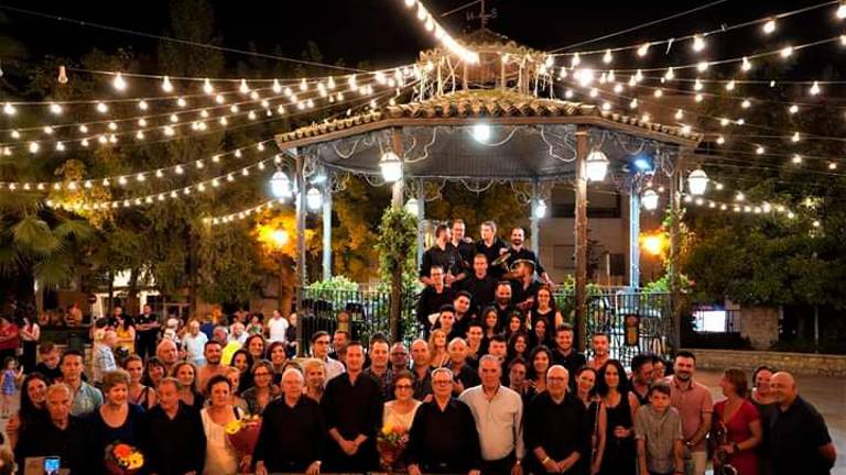 Unas fiestas llenas de color