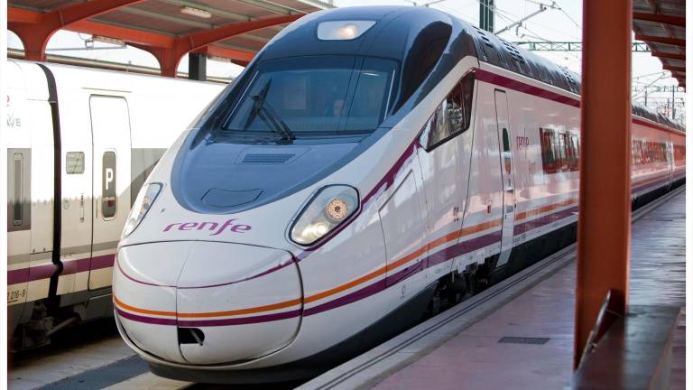 Gobierno y oposición coinciden en pedir a Renfe que mejore su página web