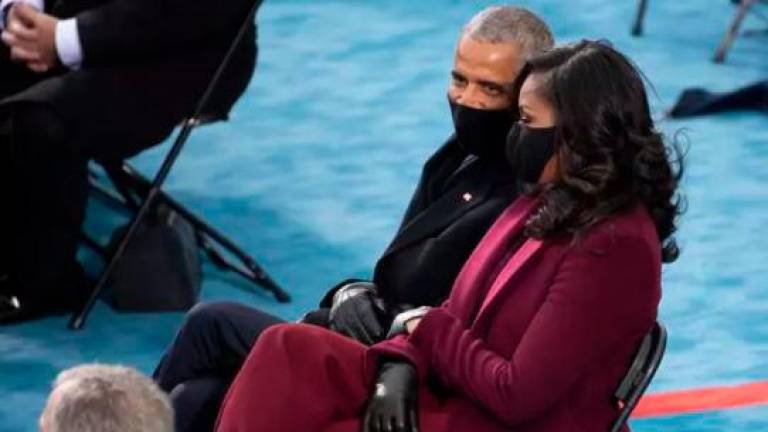 Barack y Michelle Obama apadrinan olivos en Carboneros
