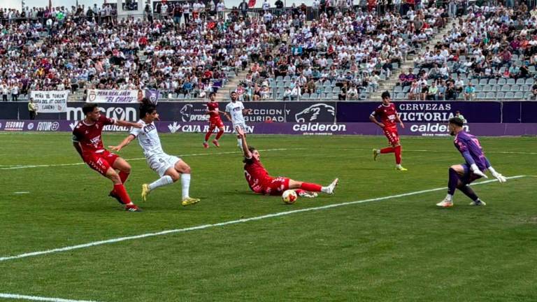 Siverio anota el primer gol. / Á. Gómez.