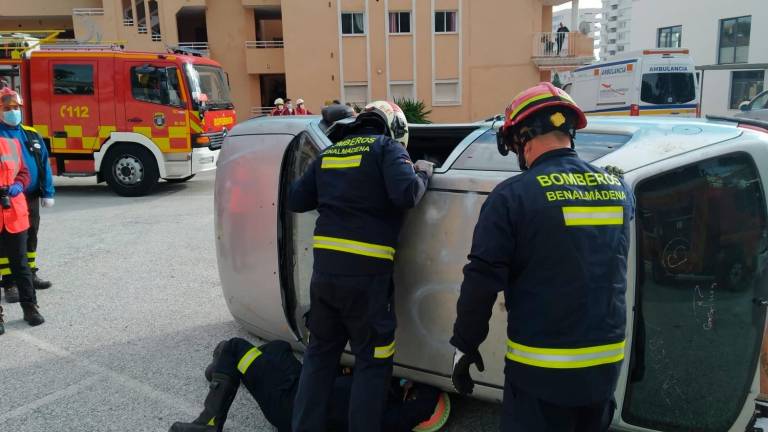 Un incendio en un complejo hotelero de Benalmádena obliga al desalojo de más de 700 personas