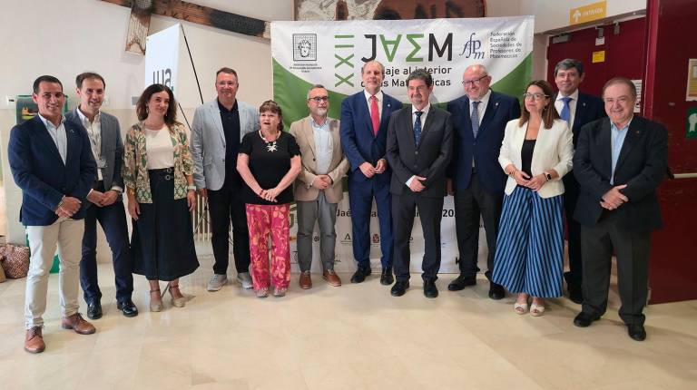 <i>Acto inaugural de las XXII Jornadas para el Aprendizaje y la Enseñanza de las Matemáticas (JAEM). / Universidad de Jaén. </i>