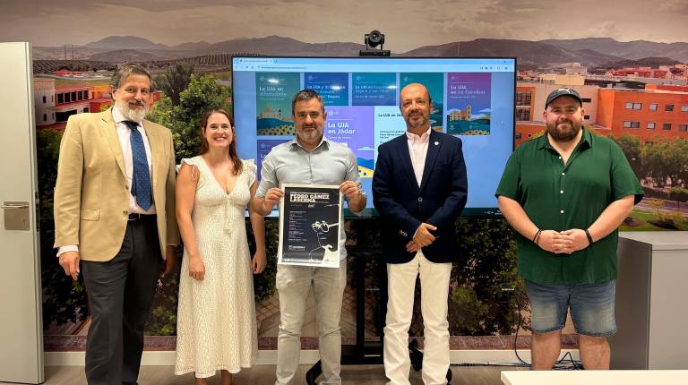 <i>Presentación del curso de Jódar. / Universidad de Jaén.</i>