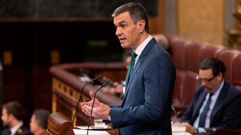 Sánchez mantiene en el Congreso que subirá el gasto en defensa, pero sin tocar el gasto social