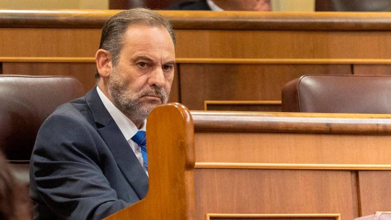 La UCO señala que la trama de hidrocarburos se infiltró en la cúpula de los ministerios de Ábalos, Maroto y Ribera