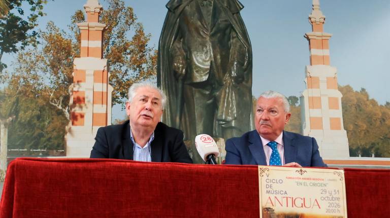 <i>Alberto López y Patricio Lupiáñez presentan la quinta edición. / Fundación Caja Rural de Jaén.</i>