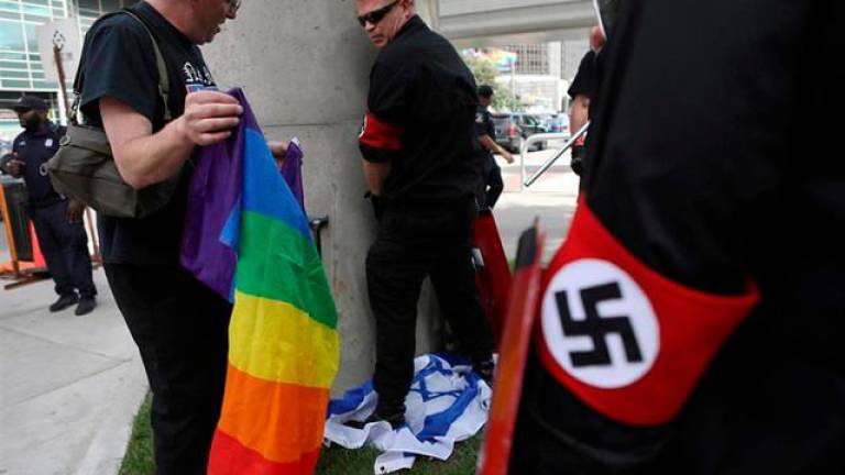 Un grupo neonazi interrumpe el Desfile del Orgullo en Detroit
