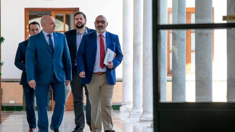 El Presupuesto andaluz, pendiente de la decisión final de Vox
