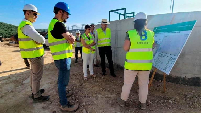 La obras de la nueva depuradora de aguas residuales de Navas de San Juan, al 50% de ejecución