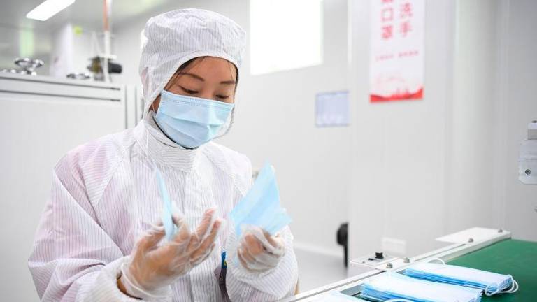 ¿Qué se sabe del nuevo virus respiratorio que se expande en China?