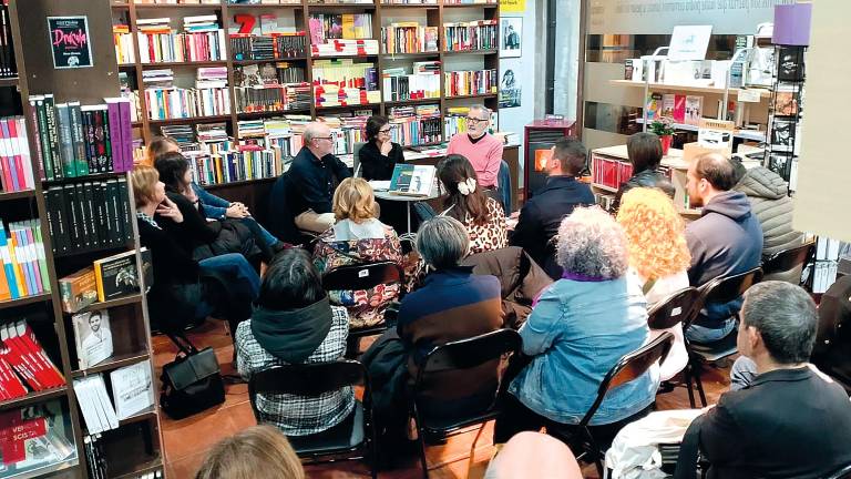 Eloy Tizón dialoga y reflexiona en Úbeda en torno al género literario del cuento