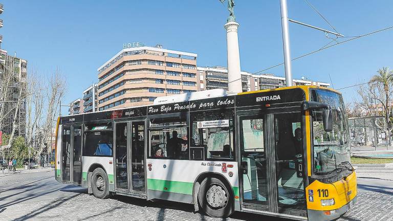 Autobuses Castillo defiende la legalidad de su contrato