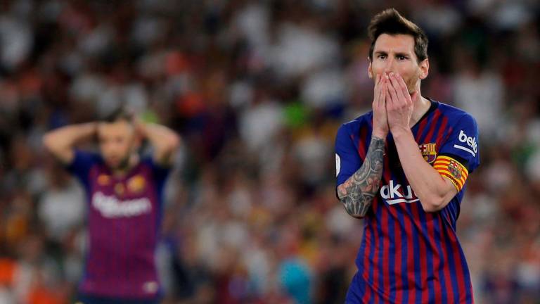 El Valencia alza su octava Copa