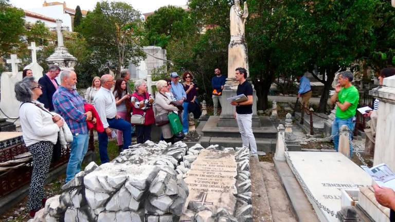 Visitas guiadas culturales al cementerio de San Eufrasio