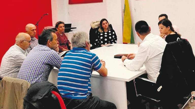 De campaña en cada esquina