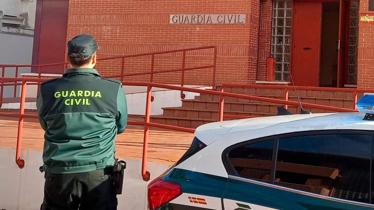 Tres detenidos por robos con fuerza en vehículos e iglesias de La Carolina