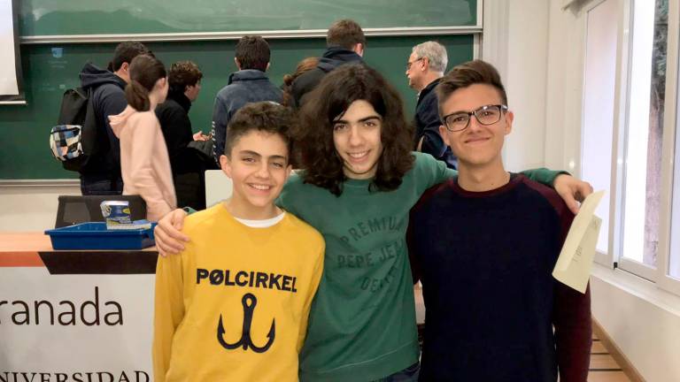 Tres estudiantes de Hypatia, al nacional de Matemáticas