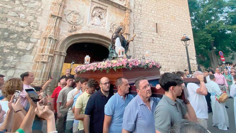 Una fiesta jiennense que luce el orgullo de un barrio y su nombre