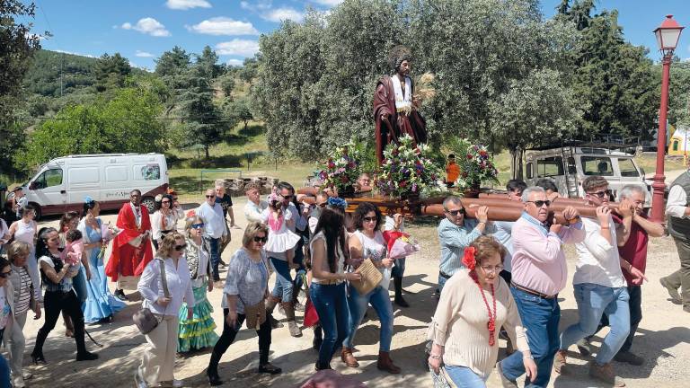 Fe a flor de piel por San Isidro en Montizón