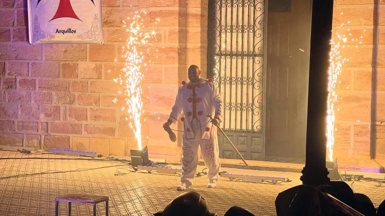 Arquillos mantiene su esencia y tradición por San Antón