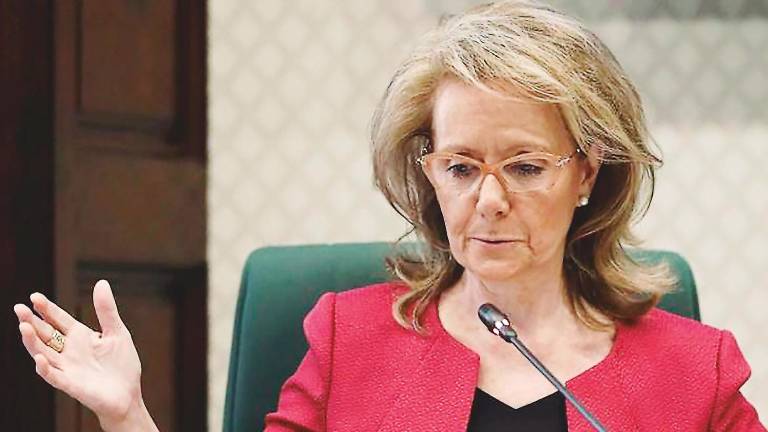 Zascas a una “consellera” por la alcalainidad de Pep Ventura