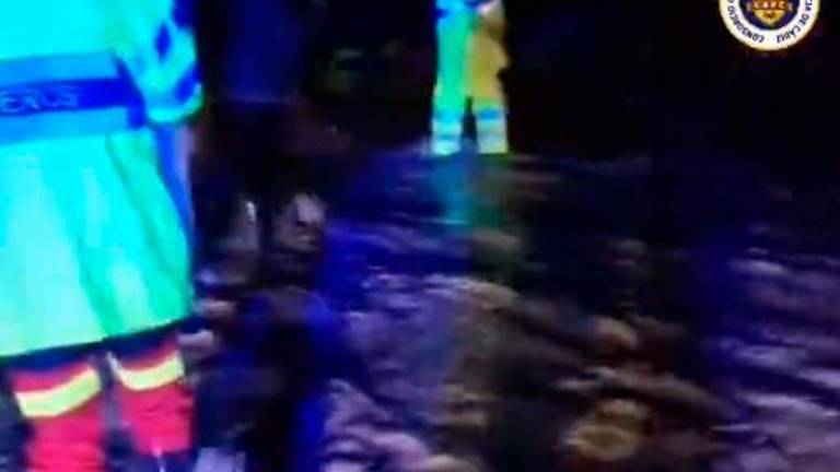 Rescatadas 40 personas atrapadas en la AP-4 por el desbordamiento de un arroyo en Jerez