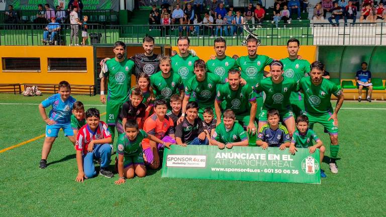 Pedro Corral decide el partido de rivalidad entre el Mancha Real y el Torreperogil