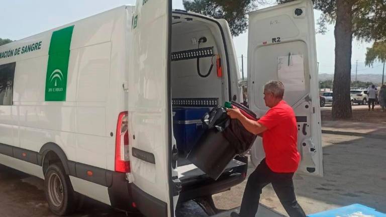 Salida del Centro de Transfusión de Jaén para donaciones de sangre