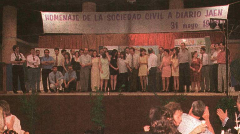 Tal día como hoy en 1996: Un aplauso conjunto de la sociedad a Diario JAÉN por su labor