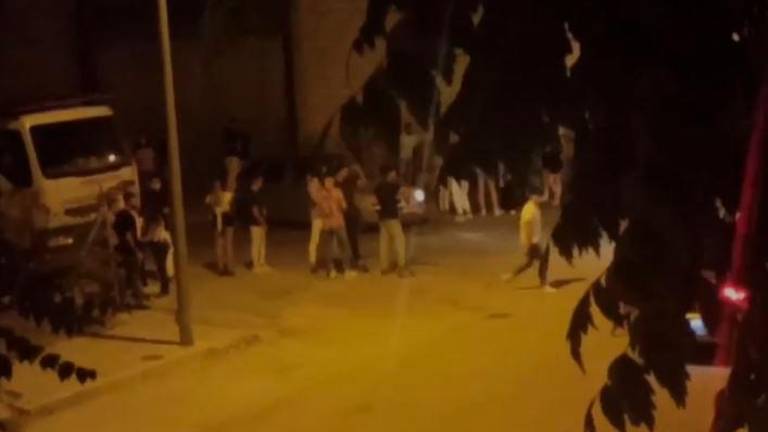 Indignación por el botellón en plena calle en Alcalá la Real