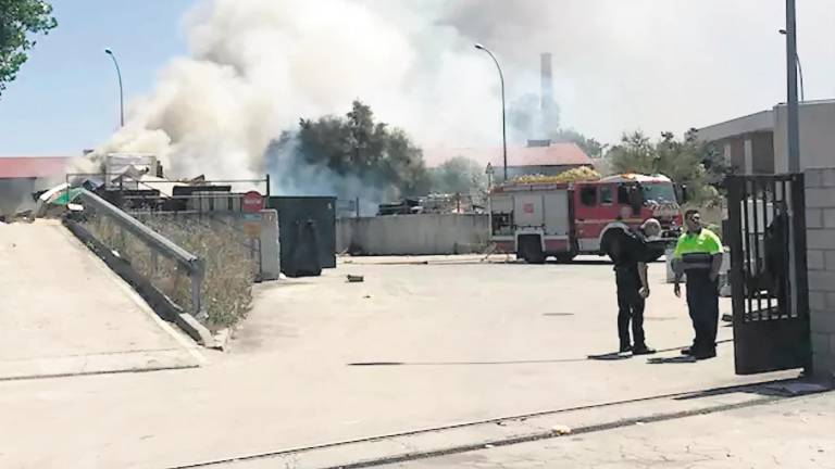 Muebles arden en Andújar